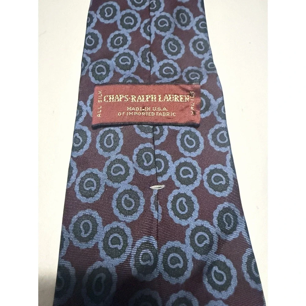 Chaps Ralph Lauren Mens Silk Necktie Burgundy Blue Geometric Paisley Made in USA
